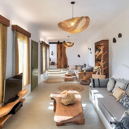 Ayama Hideaway By Calm Collection